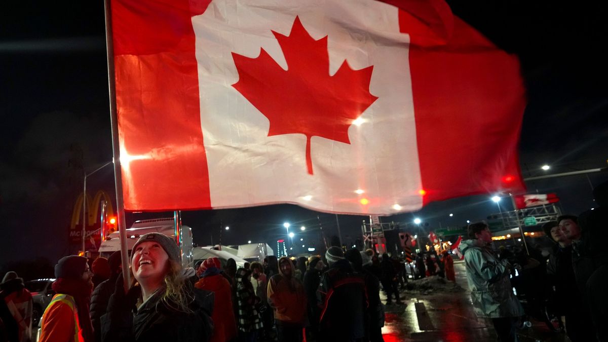Covidové protesty v Kanadě nekončí, úřady stupňují tlak na demonstranty